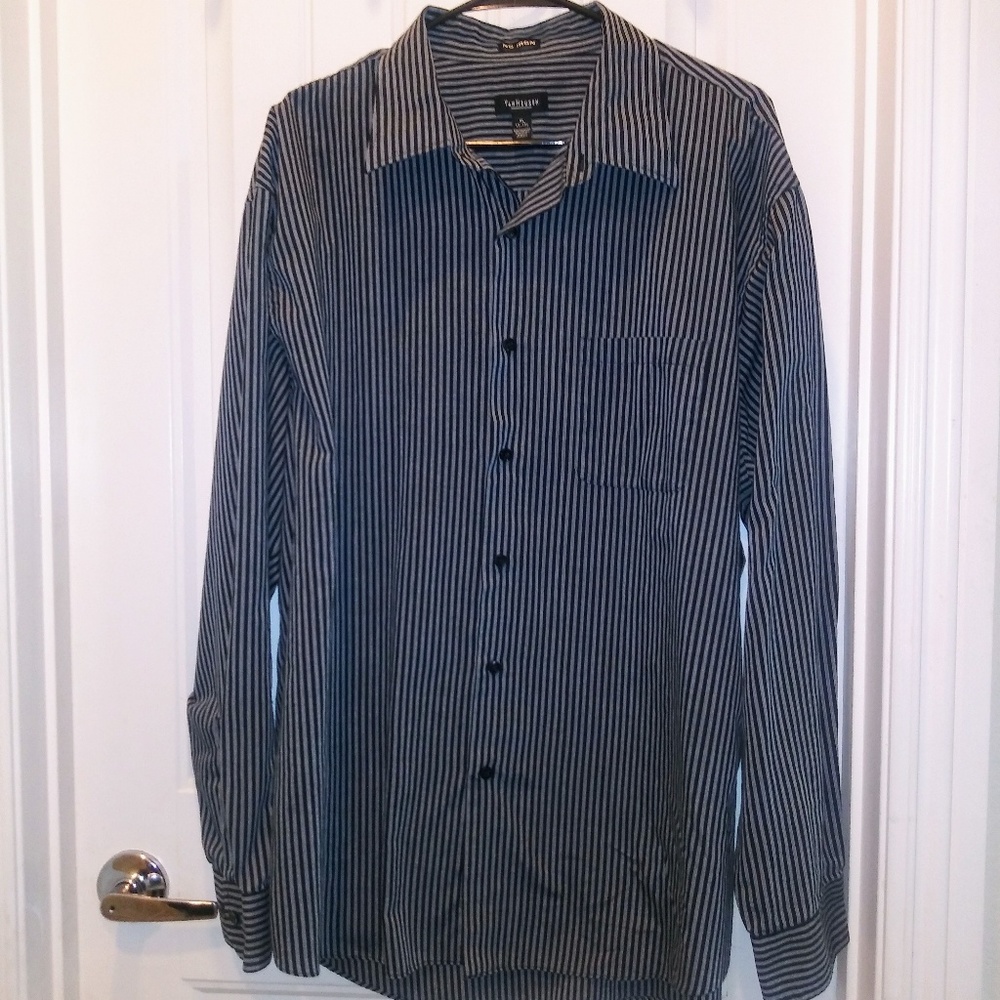 Van Heusen pinstripe button-down dress shirt XL